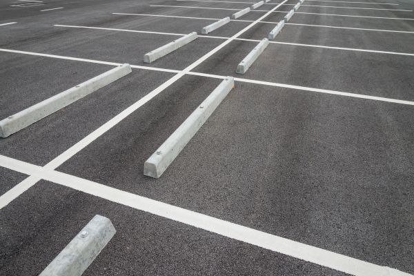 Asphalt Parking Lot Repair in Kent