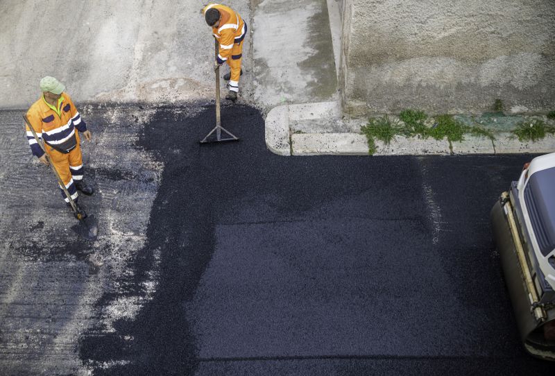 Asphalt Curb Repair